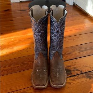 Ariat Women’s Square Toed Boots